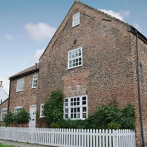 https://the-old-mill-cawood-yo8-3sp.yorkshirehotels.net
