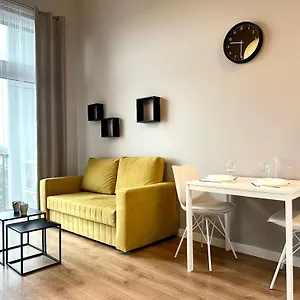 Apartment Zarembowicza 38 - Self Check-in 20h - Parking &lift, Wroclaw