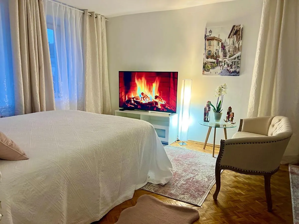 Louis & Elza Old Town Romantic Apartments Wroclaw 0*,