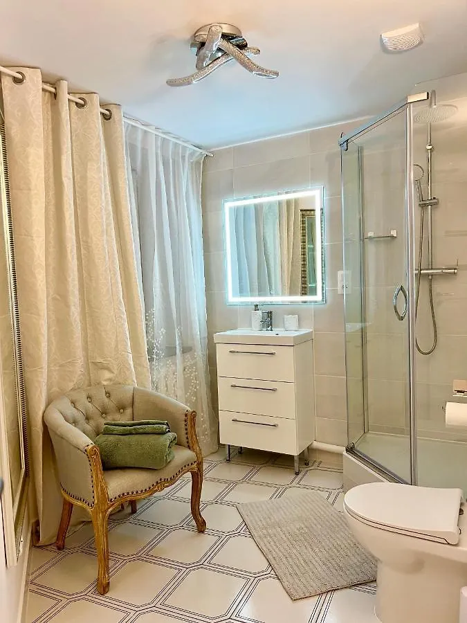Louis & Elza Old Town Romantic Apartments Wroclaw Poland