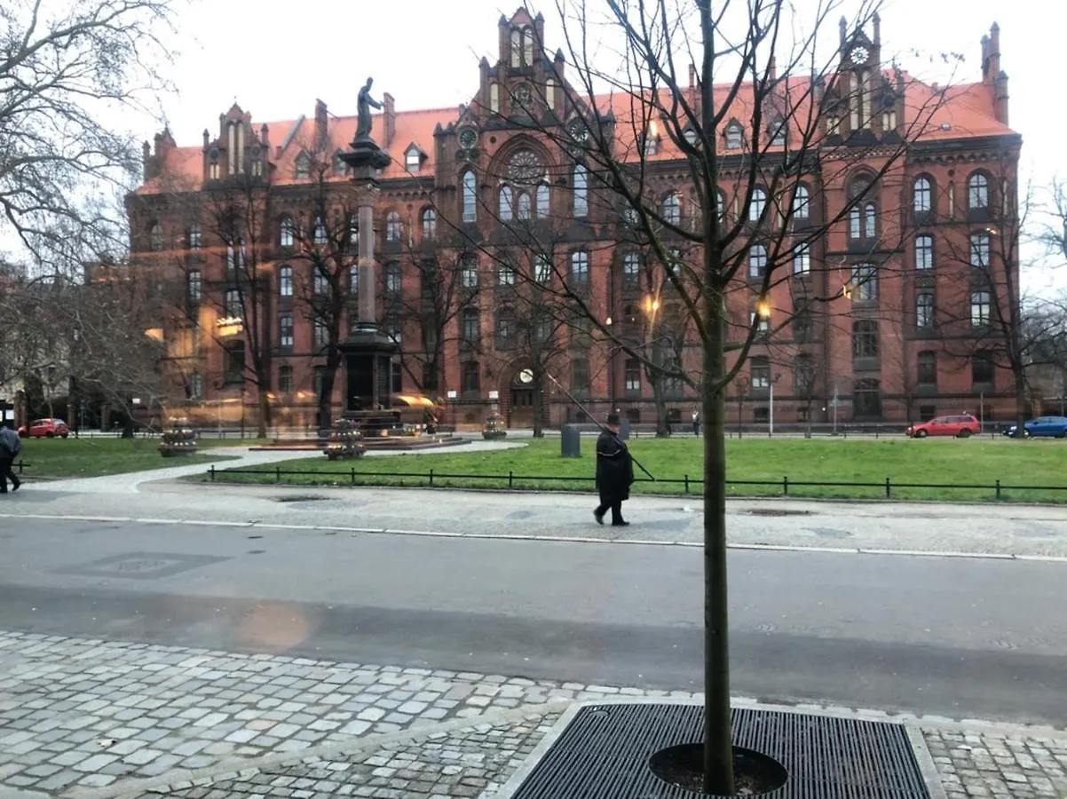 Louis & Elza Old Town Romantic Apartments Wroclaw Poland